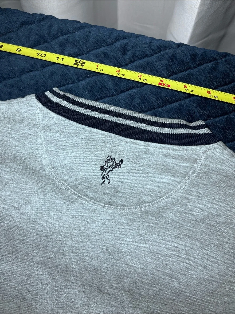 Vintage Golf Ashworth Light Gray Crewneck Sweater with Navy Stripe Trim